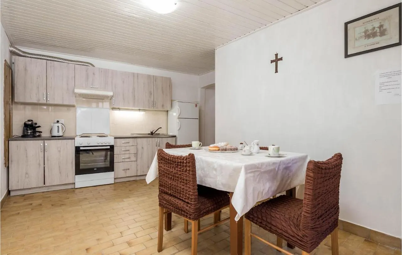 Holiday home Amazing Home In Susak With Kitchen