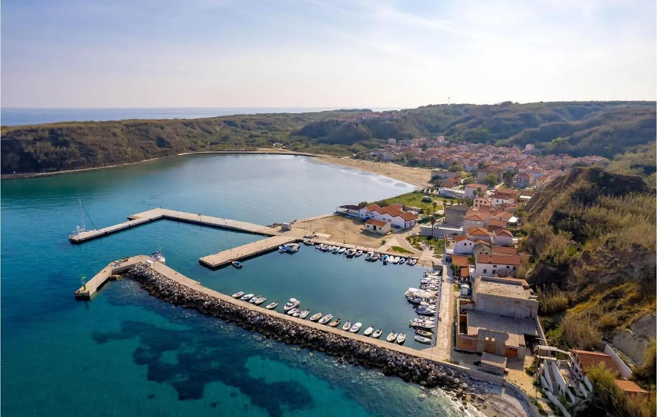 Amazing Home In Susak With Kitchen Holiday home
